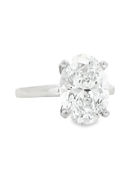 Oval Brilliant Solitaire Lab-Grown Diamond Ring