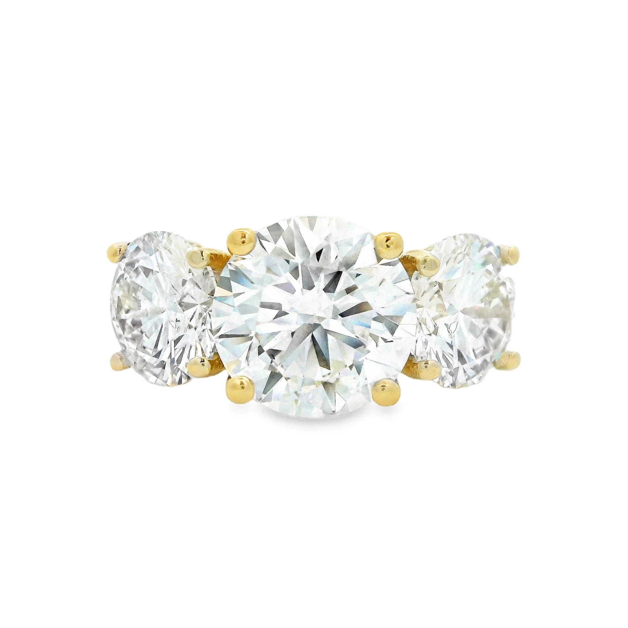 1769637974779-76062736080fd948a103-019c06a3d2b4744caa3f7f432db6c7b6retouch Round Brilliant Three-Stone Lab-Grown Diamond Ring