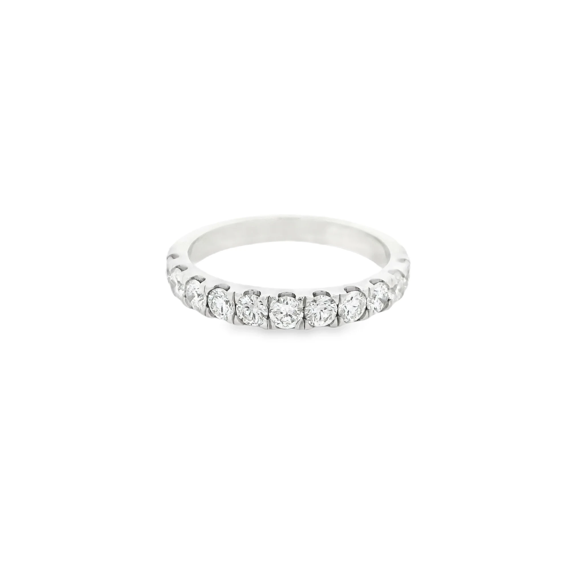 Round Brilliant Lab-Grown Diamond Band